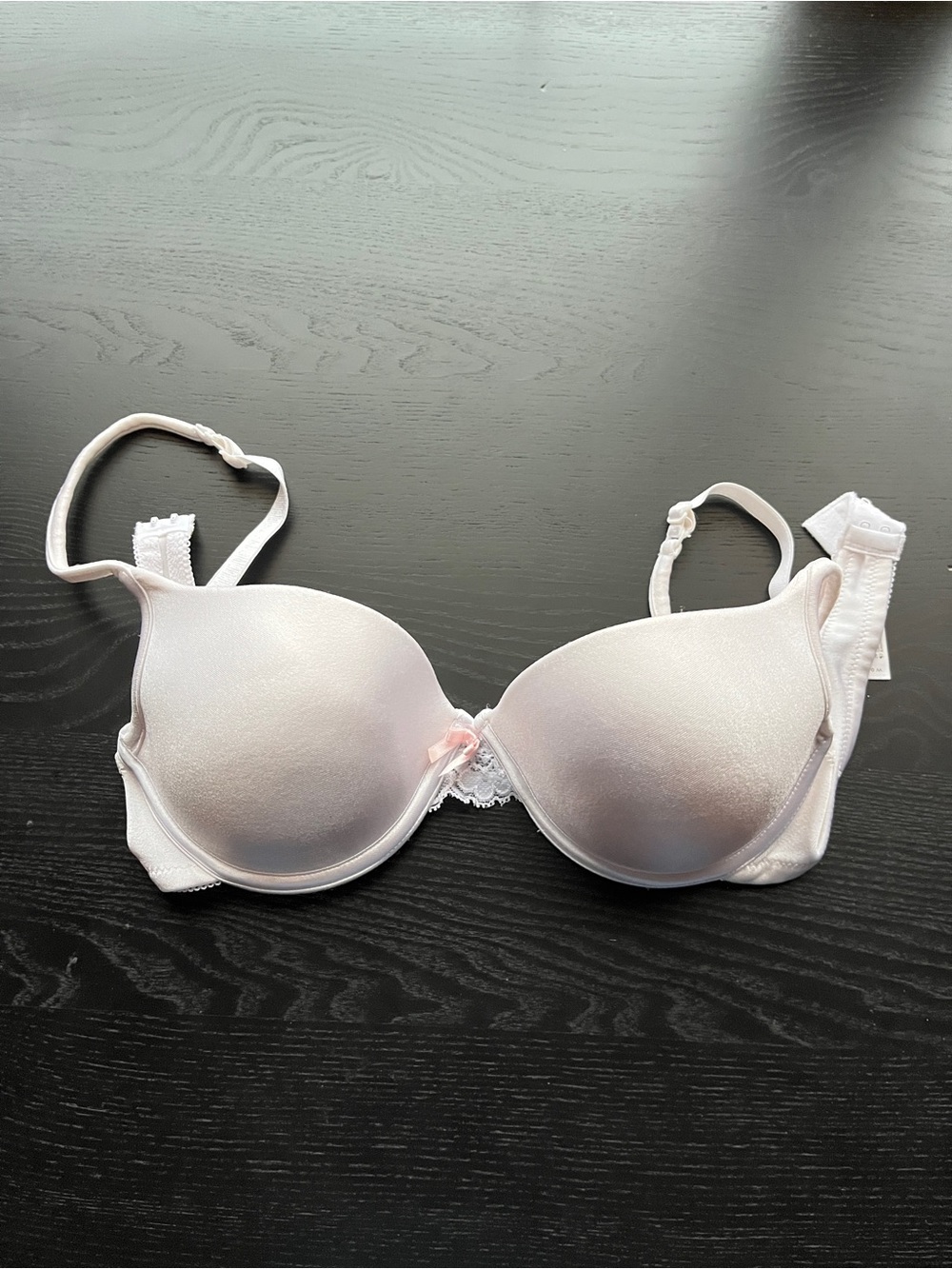 Hanes Light Pink Push-Up Bra with Satin Lace Accent Bra Size 36B